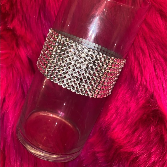 Rhinestone Flower Vase - Picture 2 of 2